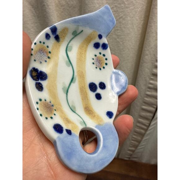Hand Painted Ceramic - Artist Signed -Tea Bag Holder -Spoon Rest -Trinket Dish - Picture 10 of 13